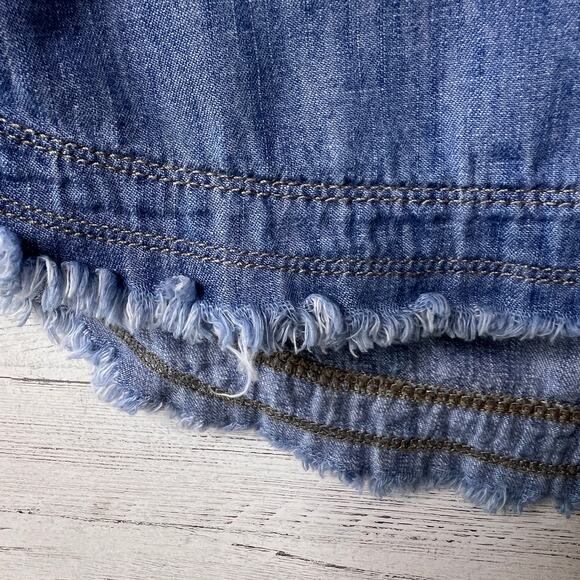 Universal Thread Dress Womens Size Medium Chambray 100% Cotton Button Detail - Picture 5 of 16